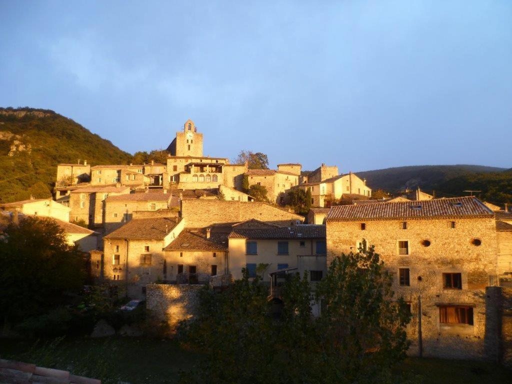 Les Beaux Chênes, Gîte à Pont-de-Barret
