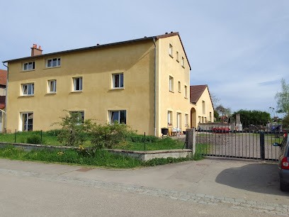Holiday Cottage Equestrian Center, Gîte à Rehaincourt