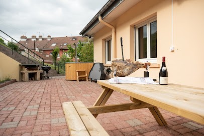 Gîte Villa luxe La Chèvrerie SPA Epinal centre, Gîte à Épinal