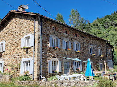La Maison Sous Les Etoiles, Gîte à Sembadel