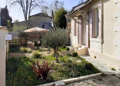 Vers La Riviere Yoga Gîte, Gîte à Saint-Seurin-sur-l'Isle