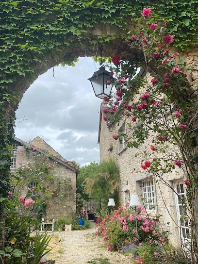 Presque Au Chateau, Gîte à Nuits