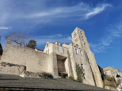 Aux Remparts De La Ville Forte, Gîte à Château-Landon