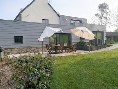 Domaine Paysager de Kertanguy : SEJOUR & EVENEMENTIEL : Salles-Gîtes-Parc-Piscine.Baie Morlaix-Garlan-Finistère-Bretagne, Gîte à Garlan