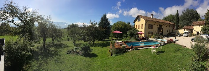 Gīte Le Clos D'Olon Classé 4 étoiles à 7 Km De Voiron, Gîte à Charnècles