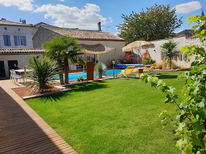 Gîte: On Neuvicq'une Fois Gîte & Spa, Gîte à Neuvicq-le-Château