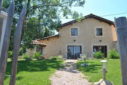 LA MAISON DU BONHEUR, Gîte à Saint-Martin-de-Fressengeas