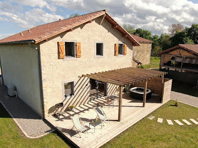Les Ecrins De Mounet, Gîte à Bats
