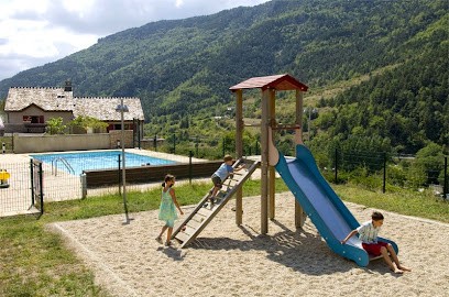 Village De Gîtes Castel De La Peyre, Gîte à La Malène