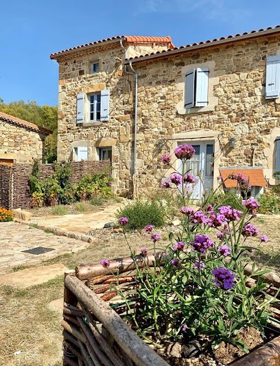 Gîte La Pierre Du Grain, Gîte à Ravel