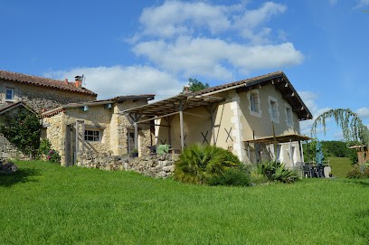 Gite D'étape - La Halte De Larressingle, Gîte à Larressingle