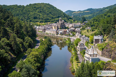 "Les Hauts D'estaing" - Gîtes De France, Gîte à Estaing