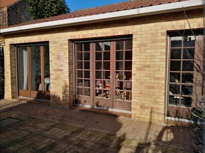 La Petite Maison Du Bonheur, Gîte à Bollezeele