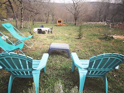 Gîte Le P'tit Bassoul, Gîte à Cénevières