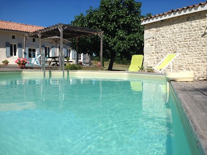 Gîte CHEZ SERPAUD, Gîte à Sainte-Colombe