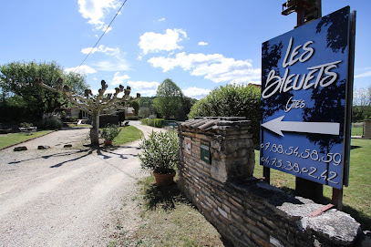 Gites Les Bleuets: Location De Vacances Au Calme Avec Piscine Chauffée Proche Vallon Pont D'arc Entre L'ardèche Et La Cèze Gîte à Salavas