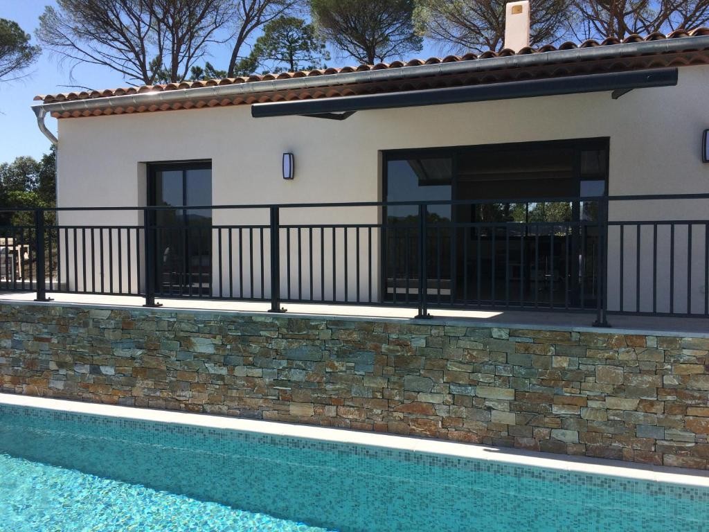 Villa Terre Des Maures, Gîte à Vidauban