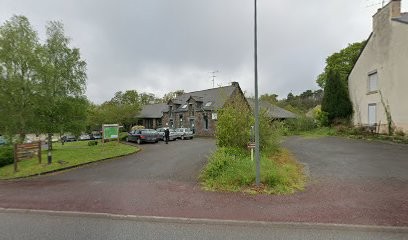 Centre d'hébergement et de découverte Les Landes, Gîte à Monteneuf