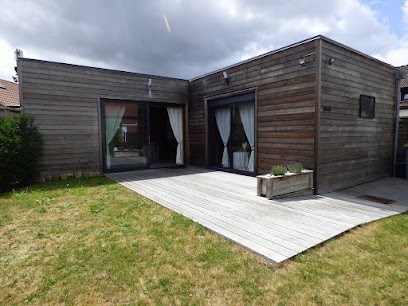 Ch'Ti Chalet: Gîte à la campagne, avec terrasse, accès PMR, proche des thermes et Valenciennes, Nord, Hauts-de-France, Gîte à Lecelles