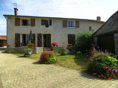 Bahuet - Gîte De La Tiarde, Gîte à Couture