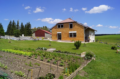 Les Crocus: Gîte À La Campagne Dans Le Doubs, Dans Le Massif Du Jura, Au Pied Des Pistes De Ski En Bourgogne-Franche-Comté, Gîte à Chapelle-des-Bois