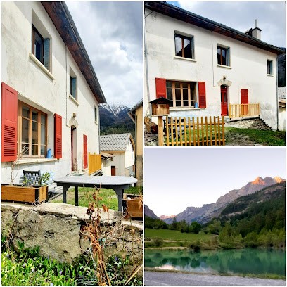 gîte bellUbaye de St Paul sur Ubaye, Gîte à Saint-Paul-sur-Ubaye