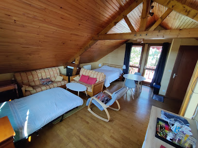 Logement Indépendant - 4 Couchages - 2 Lits Doubles, Gîte à Saint-Germain-le-Fouilloux