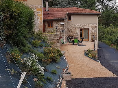 Les Gîtes De La Farge : A L'Abade L'Echilette Montrottier Monts Du Lyonnais Rhone, Gîte à Montrottier