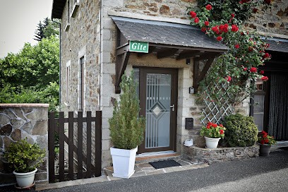 Appartement *** au coeur des Lacs du Lévézou, Gîte à Pont-de-Salars