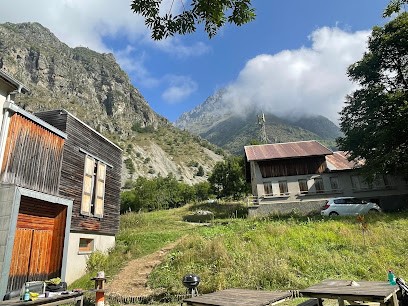 Gîte Les Arias GR54 DESERT DE VALJOUFFREY, Gîte à Valjouffrey