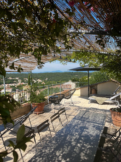 L'ostal Bestòrt Gîte à Vézénobres