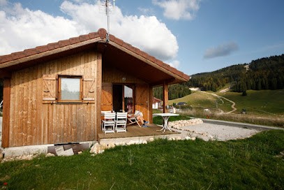 Chalet déco Montagne face à la Serra, Gîte à Lamoura