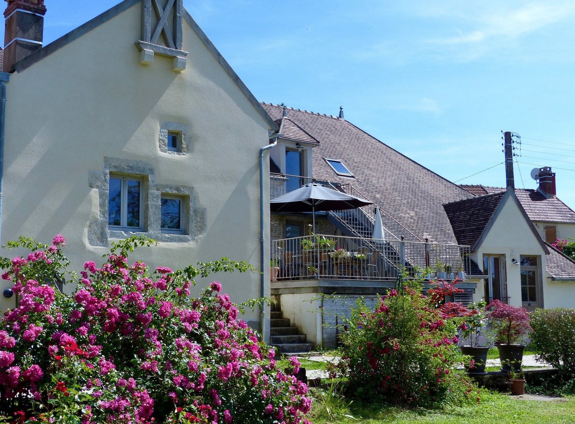 Gîte au calme, en forêt, Gîte à Joux-la-Ville