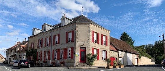 Gîte Au Fil De L'eau, Gîte à La Celle-Dunoise