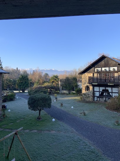 La Ferme de Loutarès, Gîte à Haut-de-Bosdarros