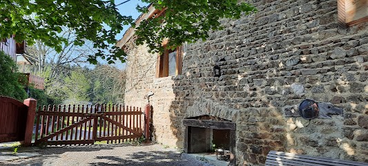 La Ferme Du Lac, Gîte à Saint-Victor-Montvianeix
