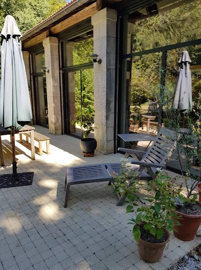 Gîtes Du Bois Du Fort - Proximité Thermes De Jonzac, Gîte à Jonzac