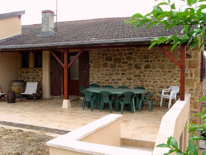 GITE CHEZ LE VIGNERON, Gîte à Ternand