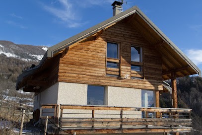 Chalet des Fachins, Gîte à Saint-Sauveur