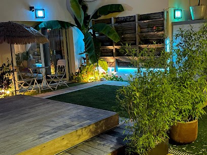 Rent A Studio - Gite Le 9ième Entracte Marseille / Louez Un Studio Le 9ième Entracte Marseille, Gîte à Marseille 09