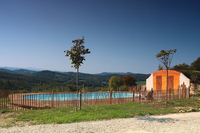 Maison Troglodyte, Gîte à Limbrassac