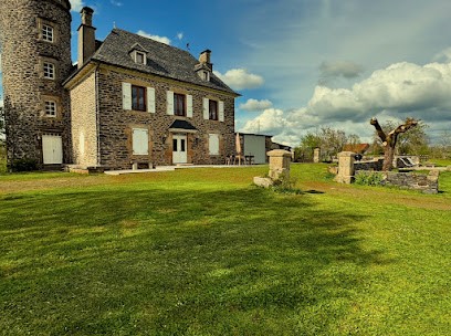 Manoir de l'Aubos, Gîte à Pleaux