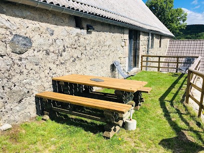 Gîte Vert Granit, Gîte à Saint-Laurent-de-Muret