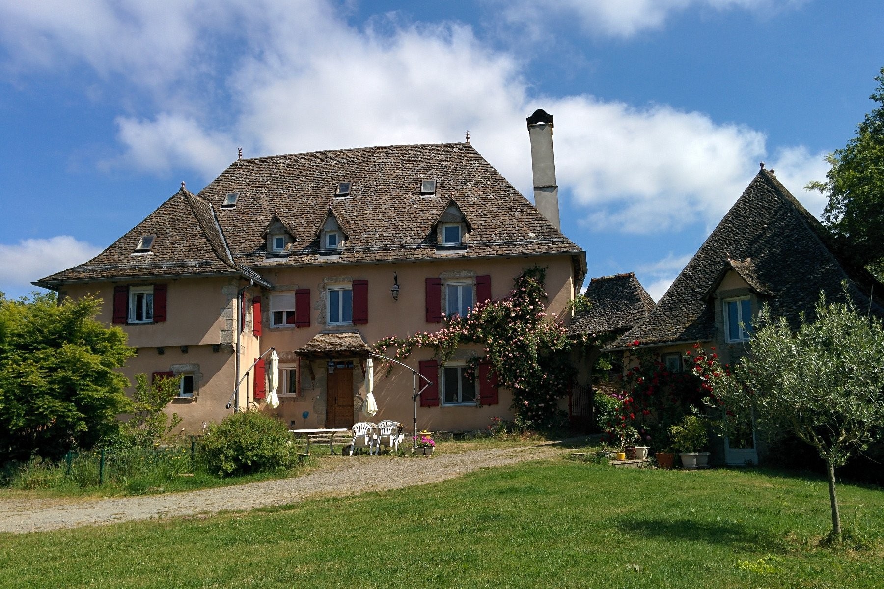 Chambres D'hôtes - Le Cayla, Gîte à Leynhac