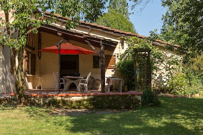 Peyrouteau, gîte bucolique, piscine, Vic Fezensac - Gers, Gîte à Dému