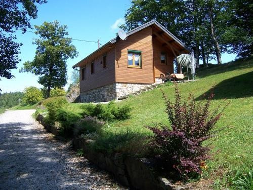 Les Feuillantines - Vacances en Auvergne !, Gîte à Saint-Genès-Champespe