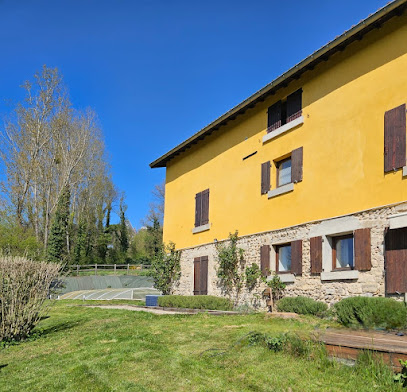 Le Mas Du Golf, Gîte à Albon