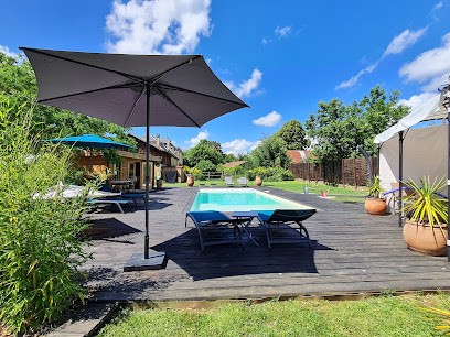 LOU CANTOU Sophie QUINTYN, Gîte à Paulin