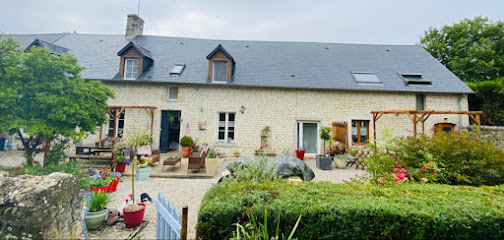 Le Refuge Des Parachutistes - Gîte Et Chambres D'hôtes, Gîte à Neuville-au-Plain