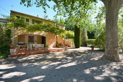 Les Mourgues - Gîtes De France Gîte à Avignon